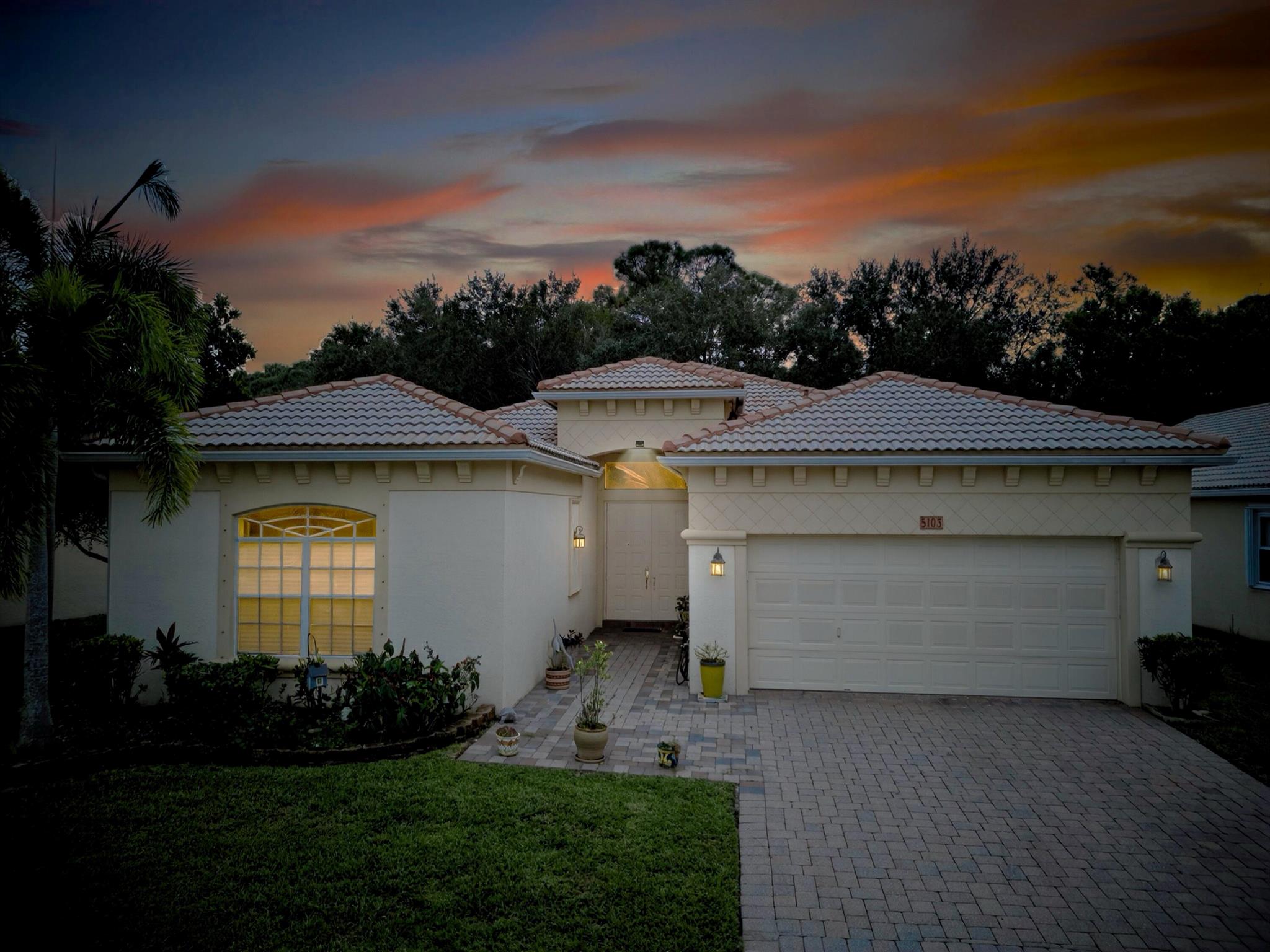 ANDROS ISLE PAR D-2 - Residential Lease