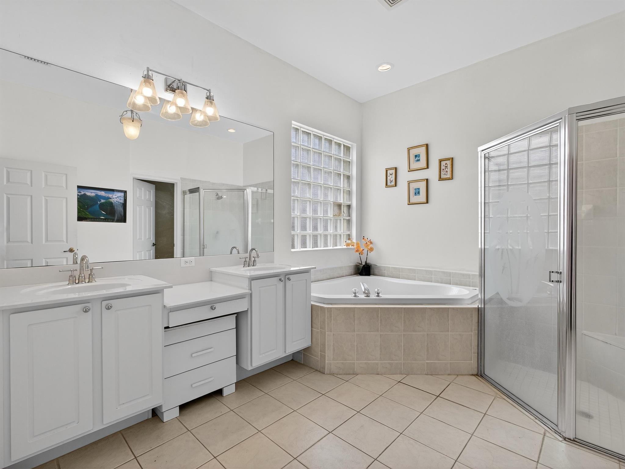 ANDROS ISLE PAR D-2 - Residential Lease