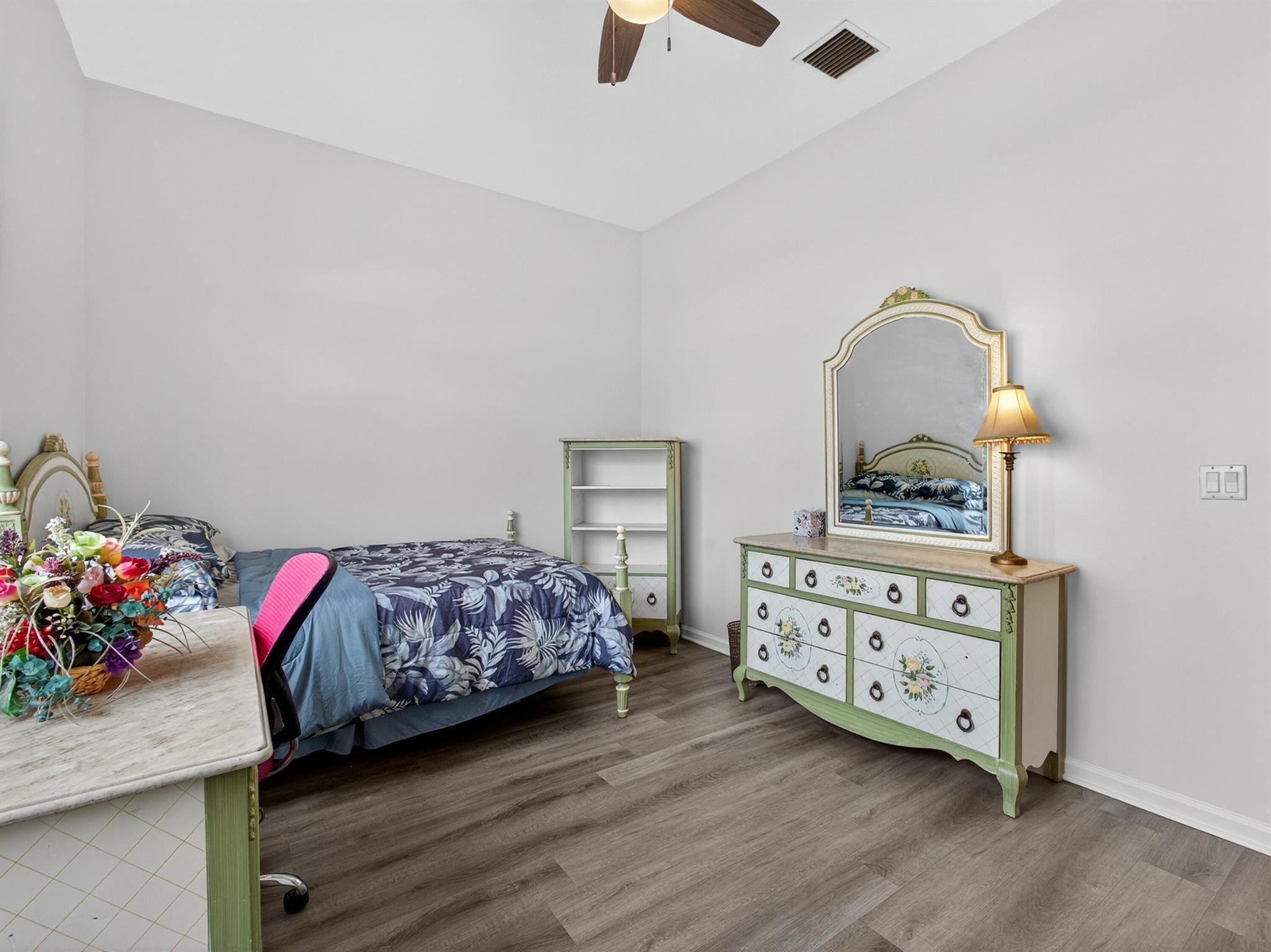 ANDROS ISLE PAR D-2 - Residential Lease