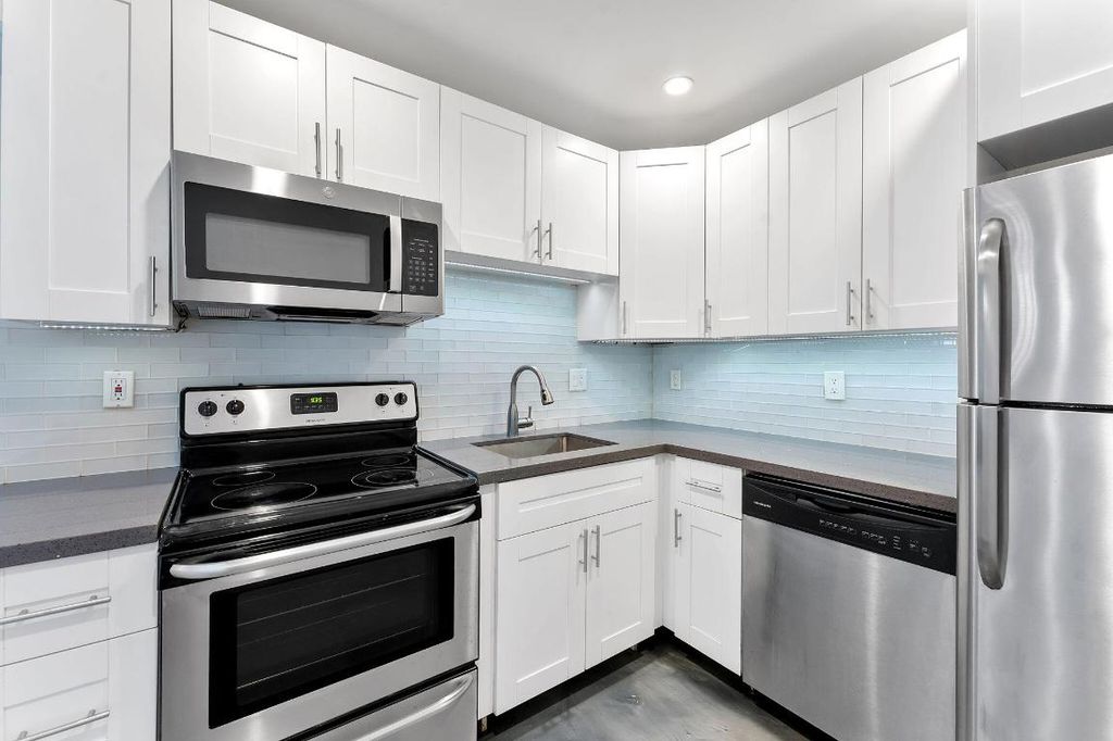 Photo of 470 NW 20th Street #3070, Boca Raton, FL 33431 (MLS # R11151877)