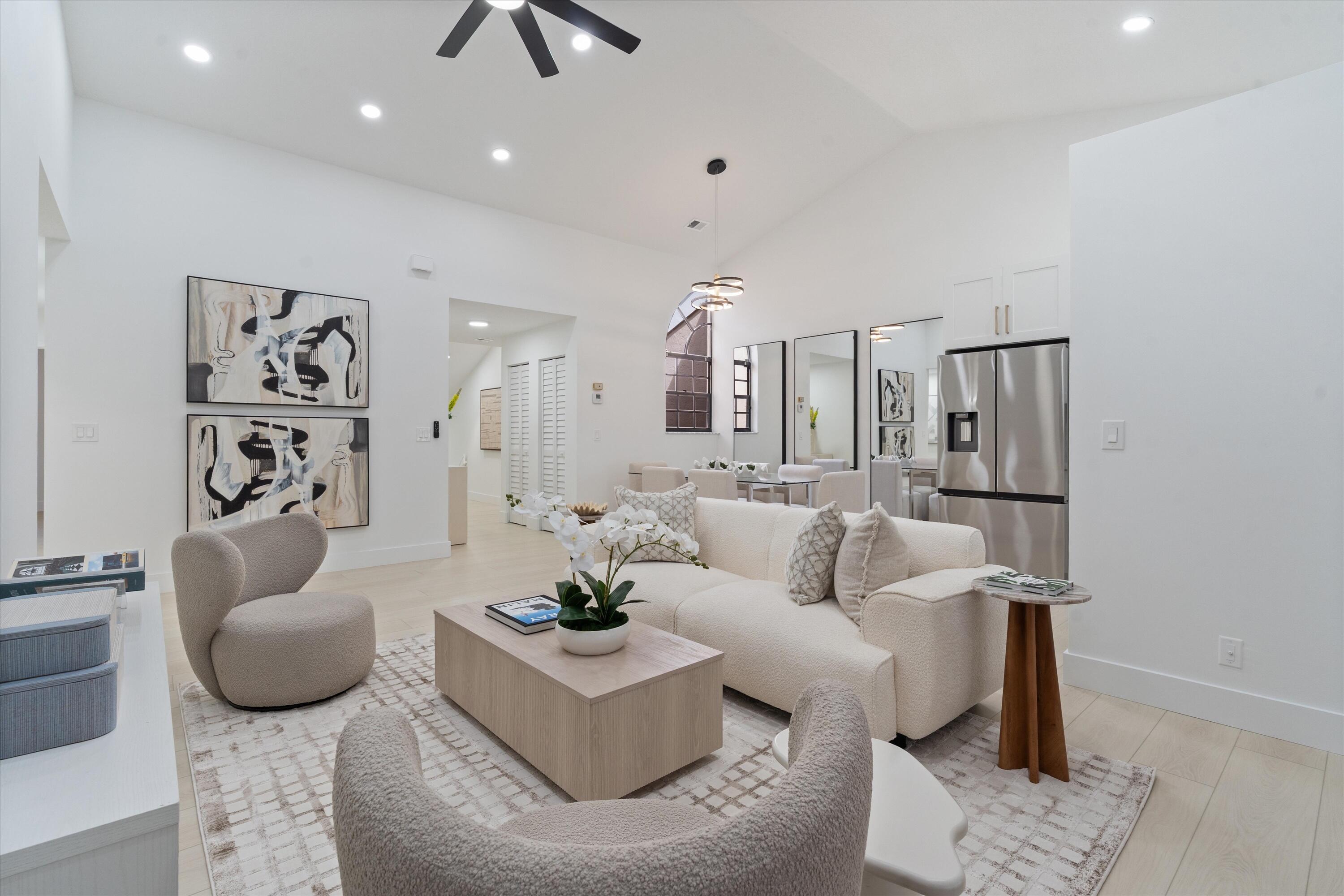 FAIRWAYS AT BOCA GOLF & TENNIS - Residential