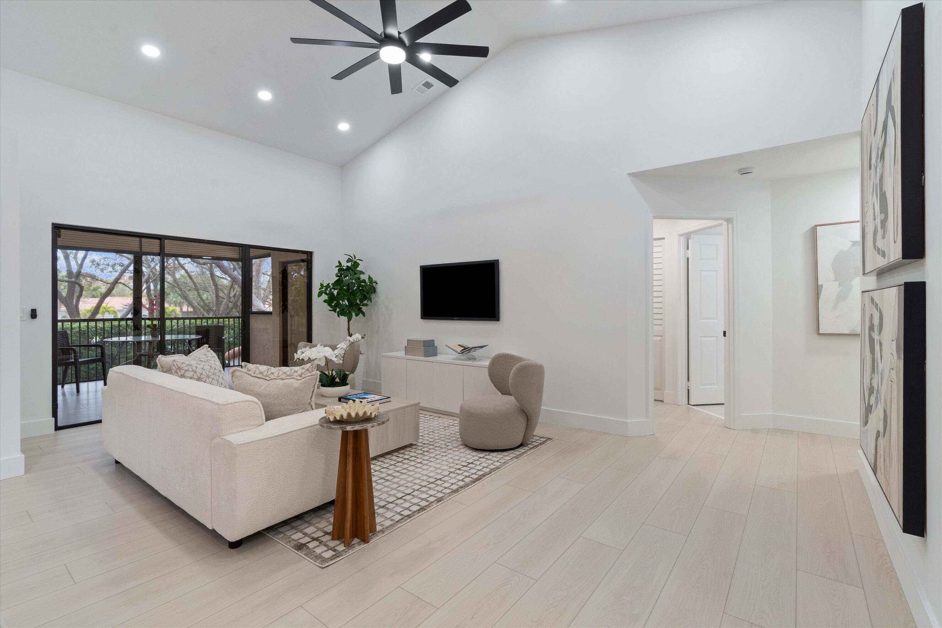 FAIRWAYS AT BOCA GOLF & TENNIS - Residential