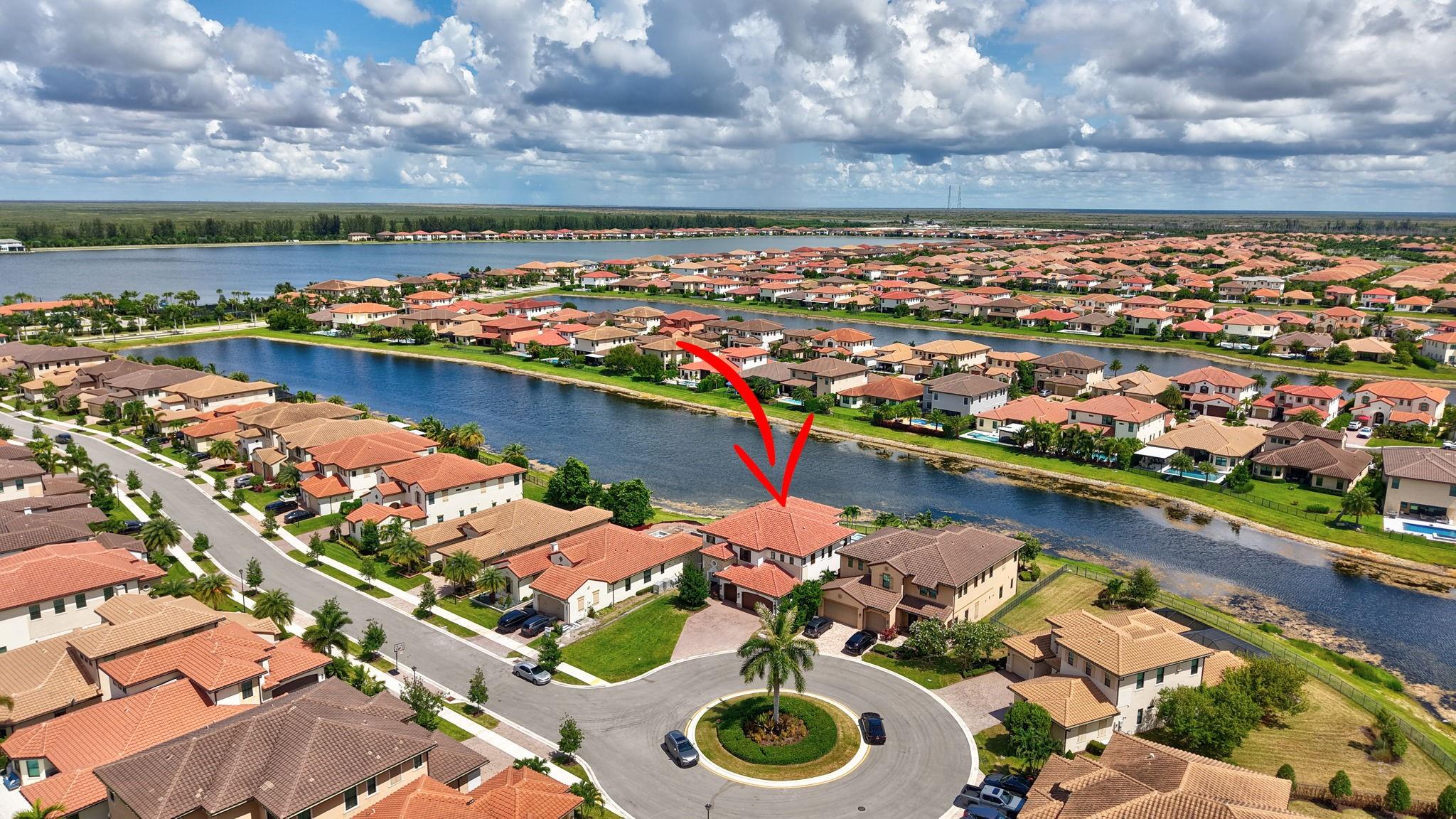 11965 Lake House Ln