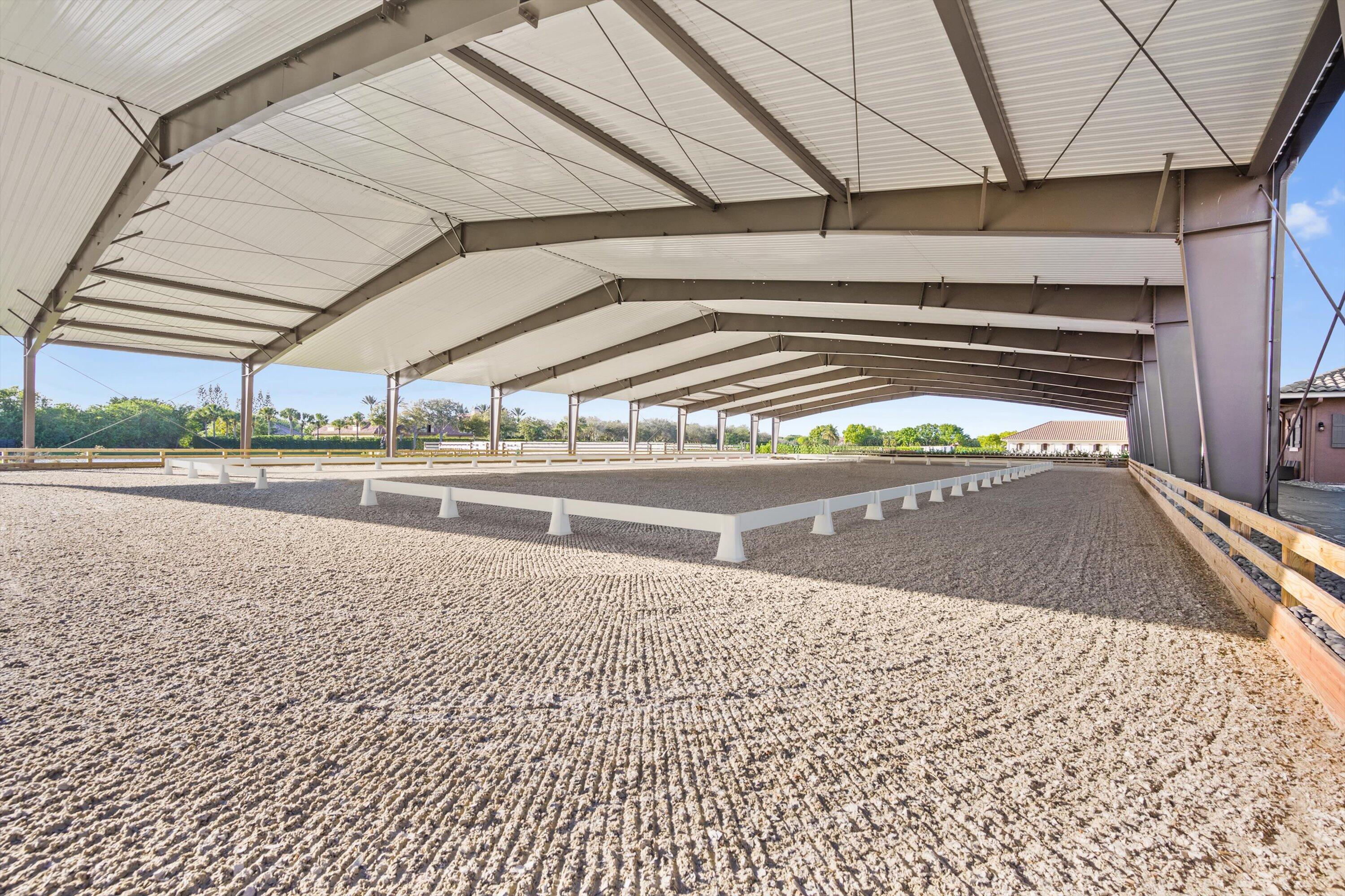 GRAND PRIX FARMS - Residential