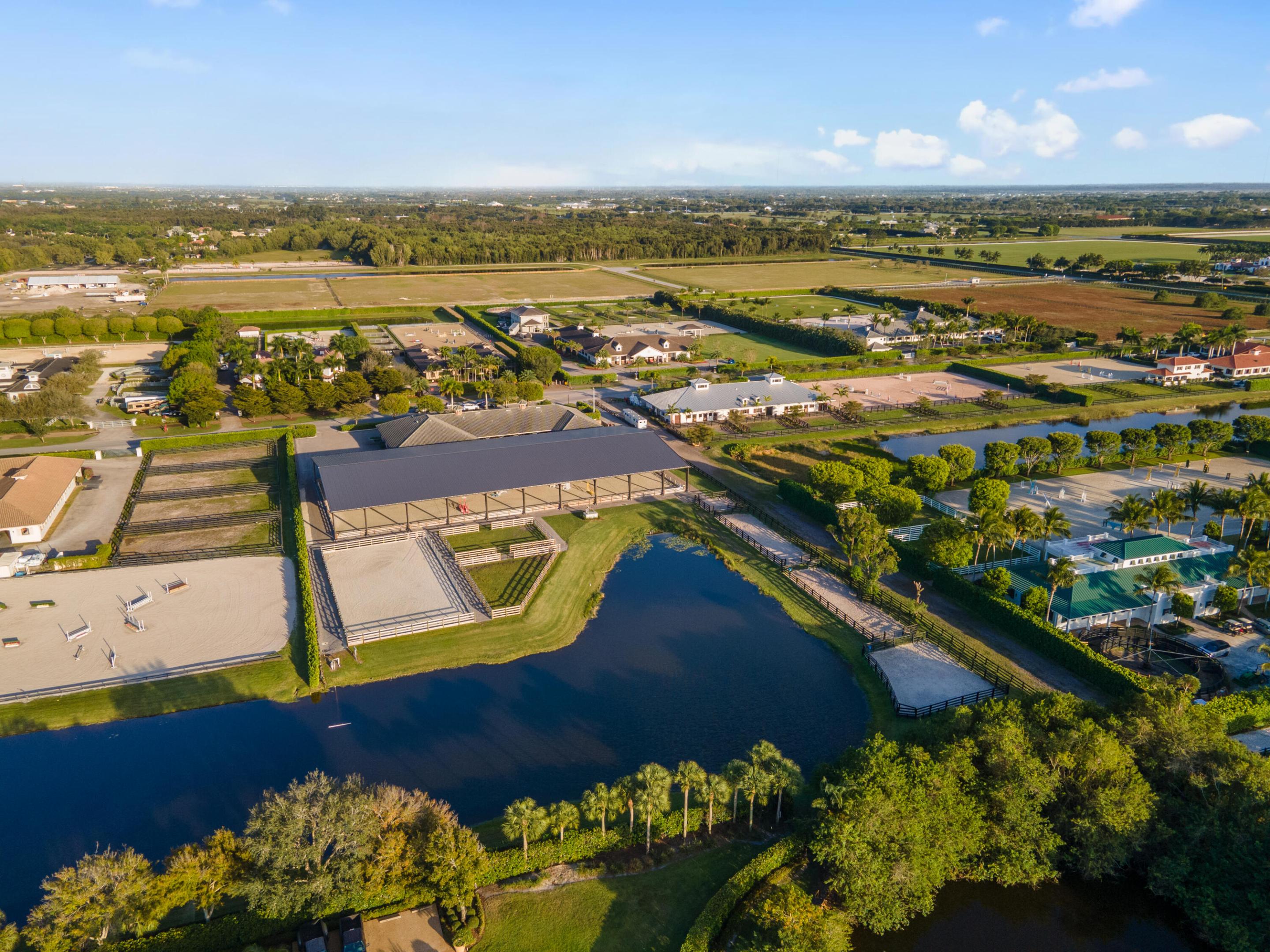 GRAND PRIX FARMS - Residential