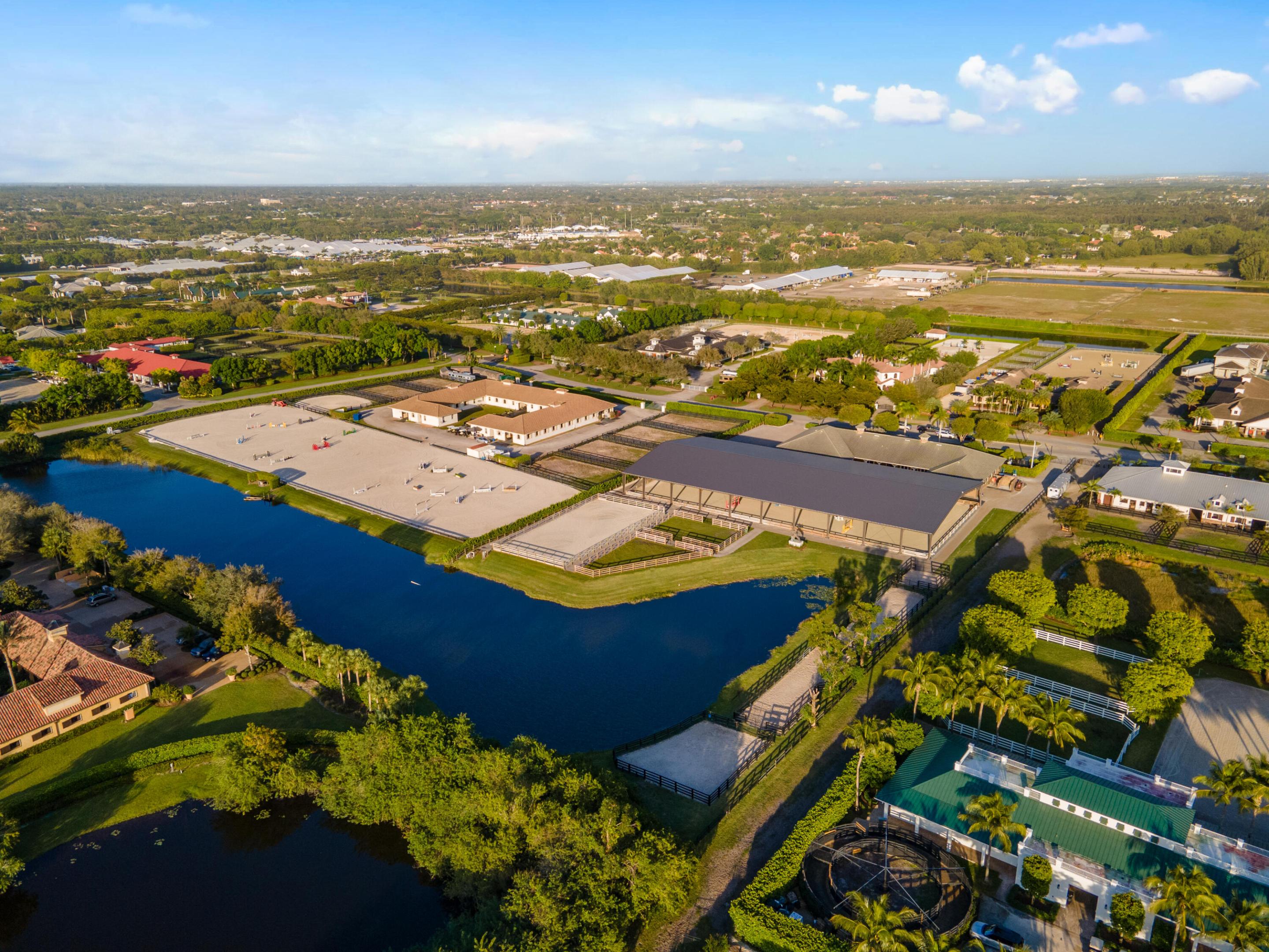 GRAND PRIX FARMS - Residential