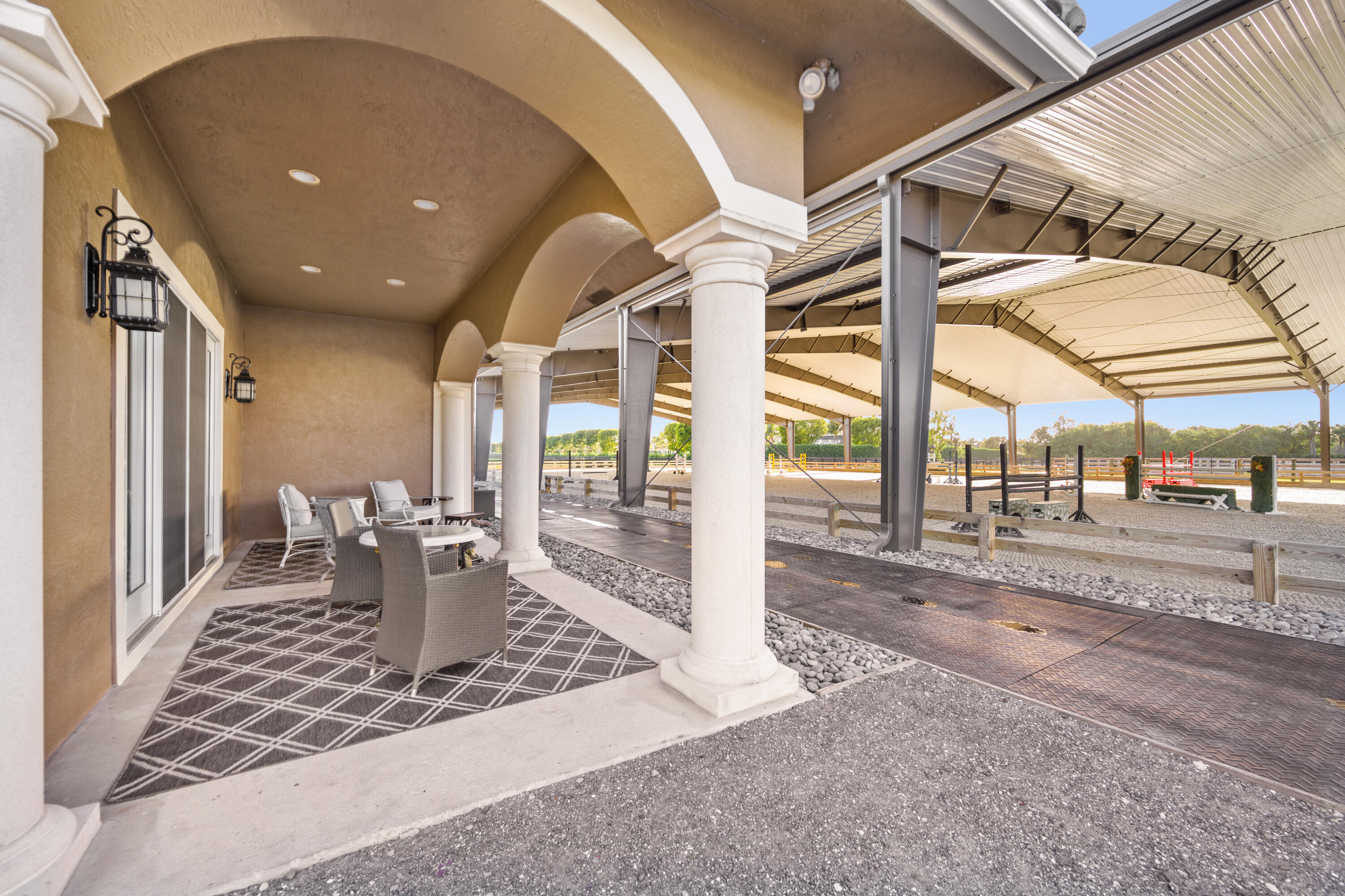 GRAND PRIX FARMS - Residential