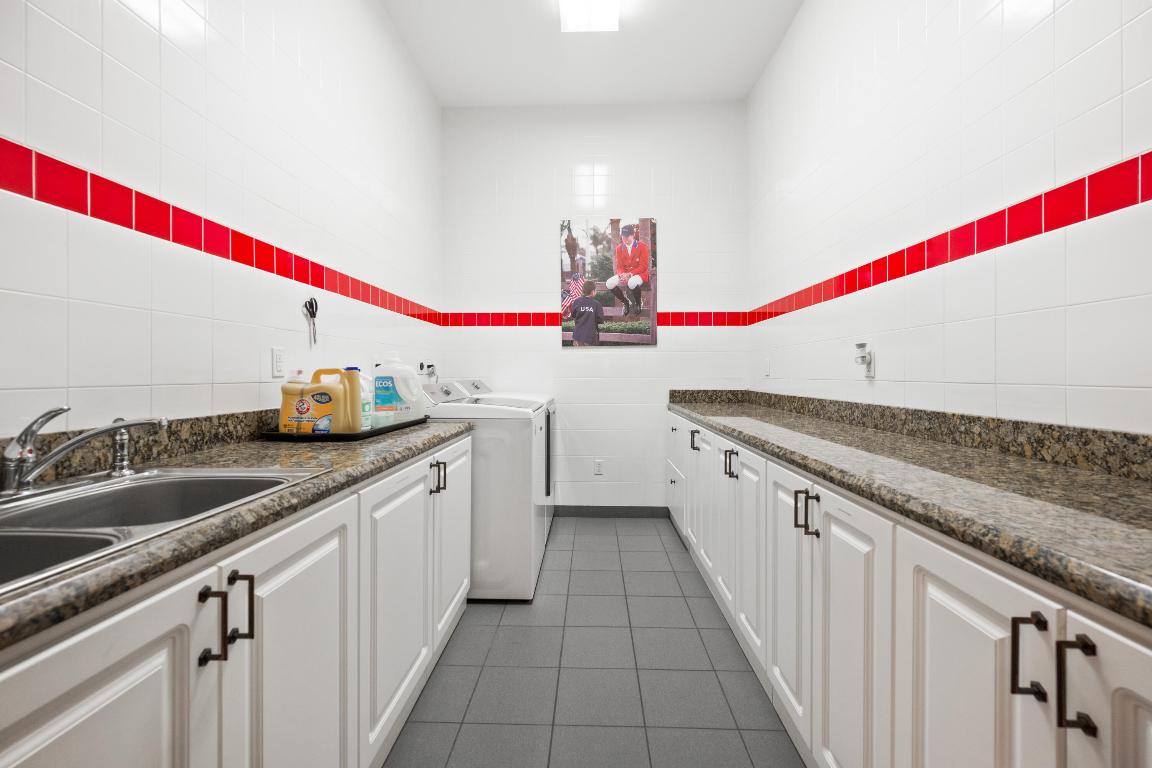 GRAND PRIX FARMS - Residential