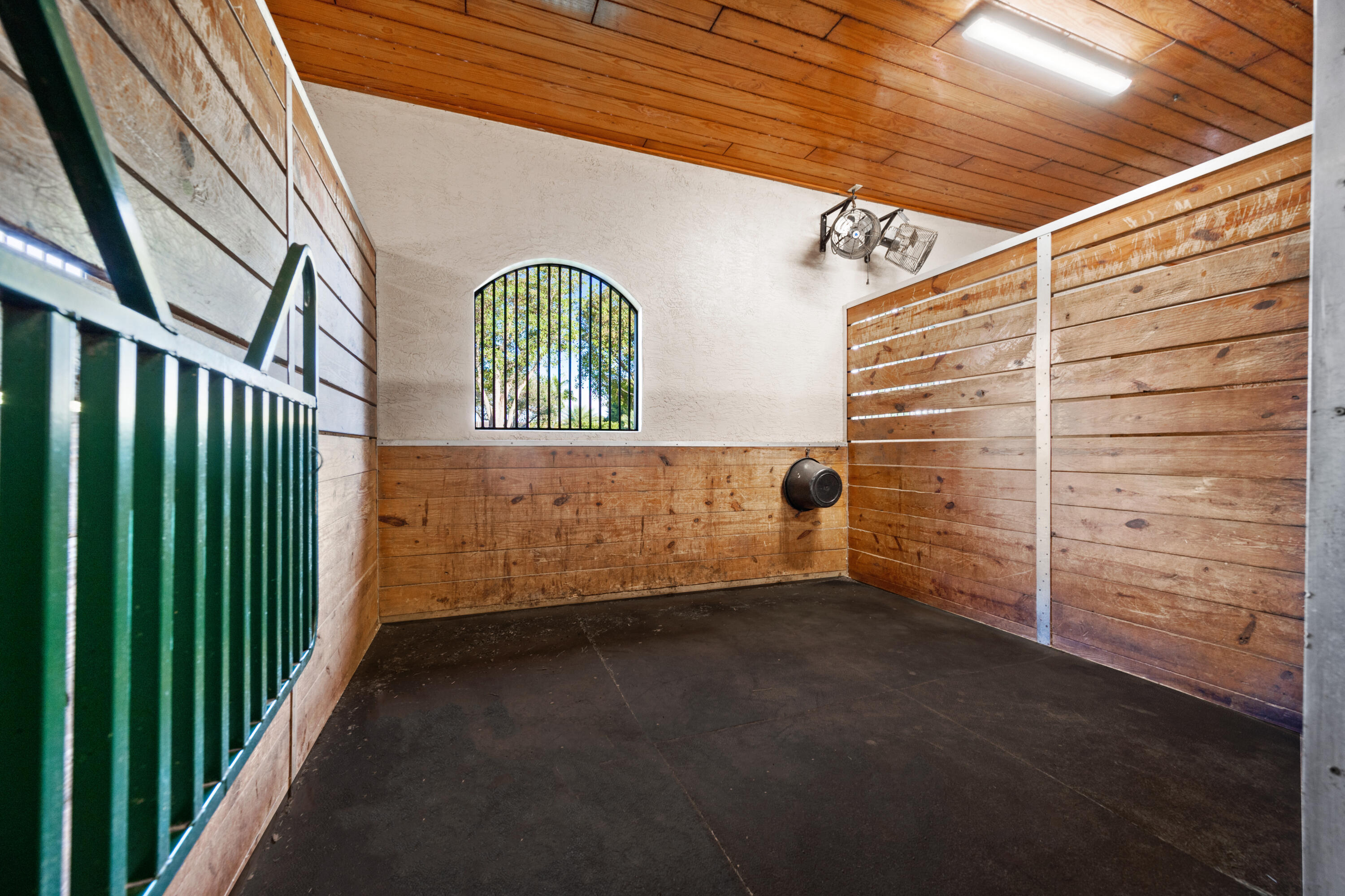 GRAND PRIX FARMS - Residential