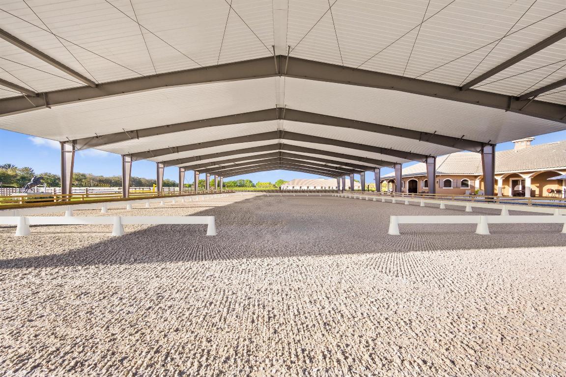 GRAND PRIX FARMS - Residential