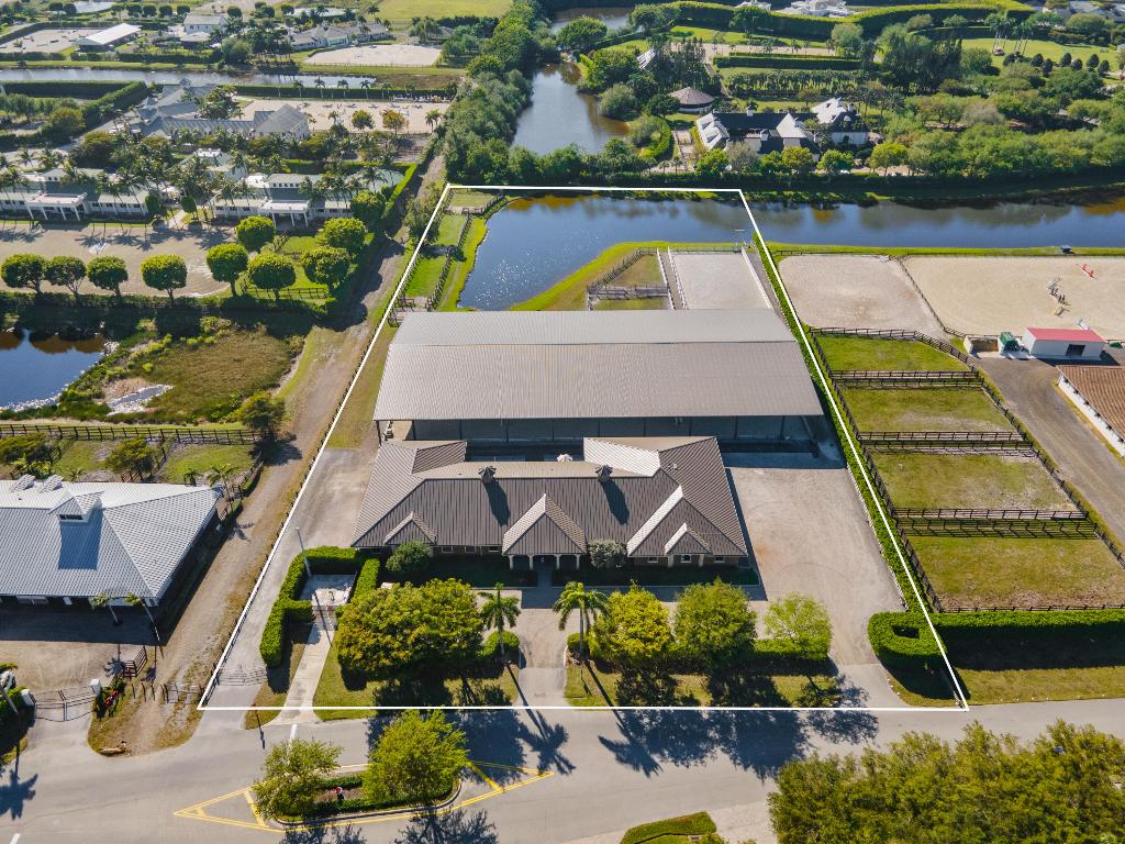 GRAND PRIX FARMS - Residential