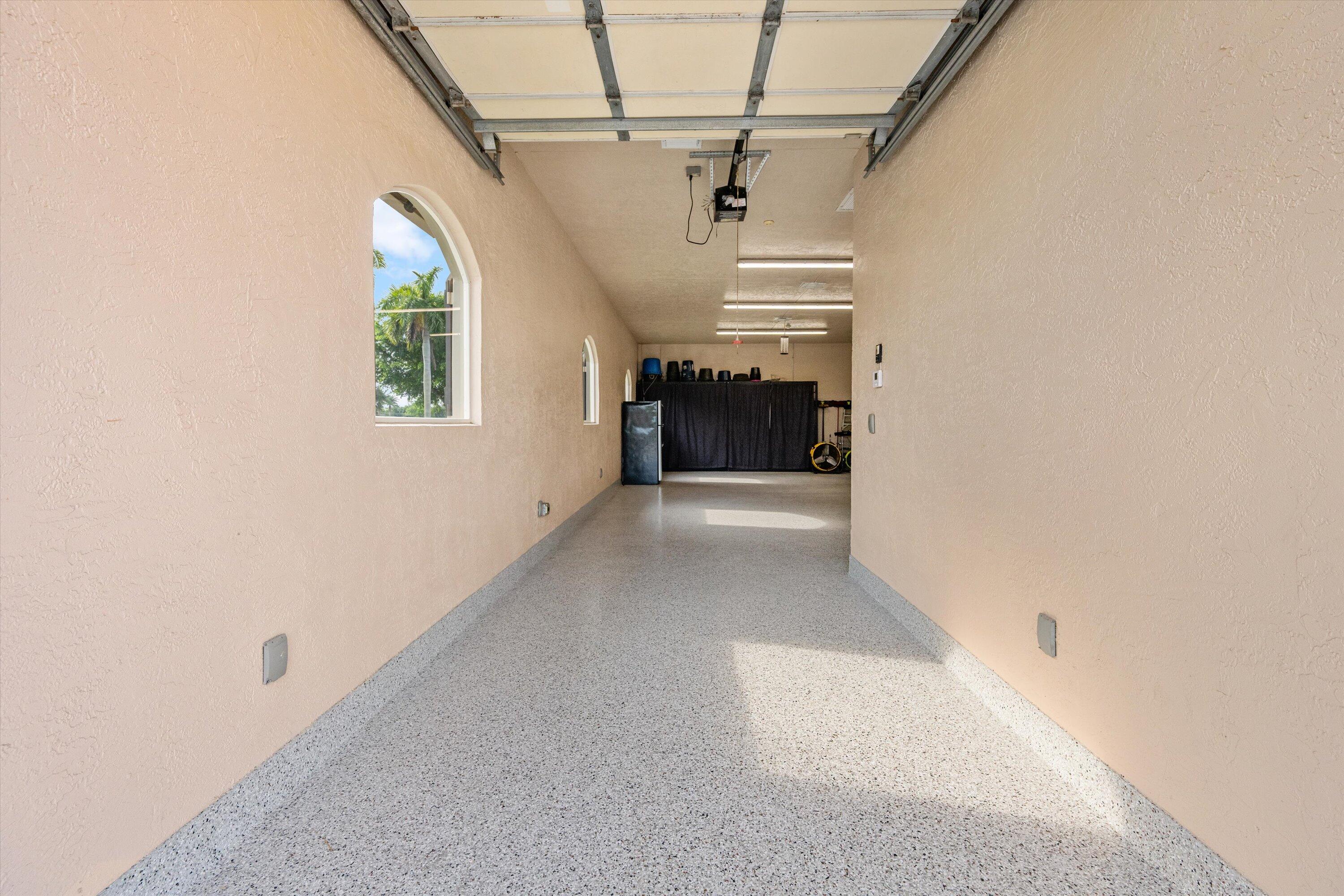 GRAND PRIX FARMS - Residential