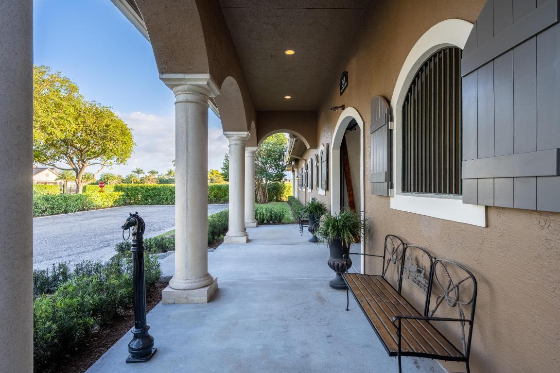 GRAND PRIX FARMS - Residential