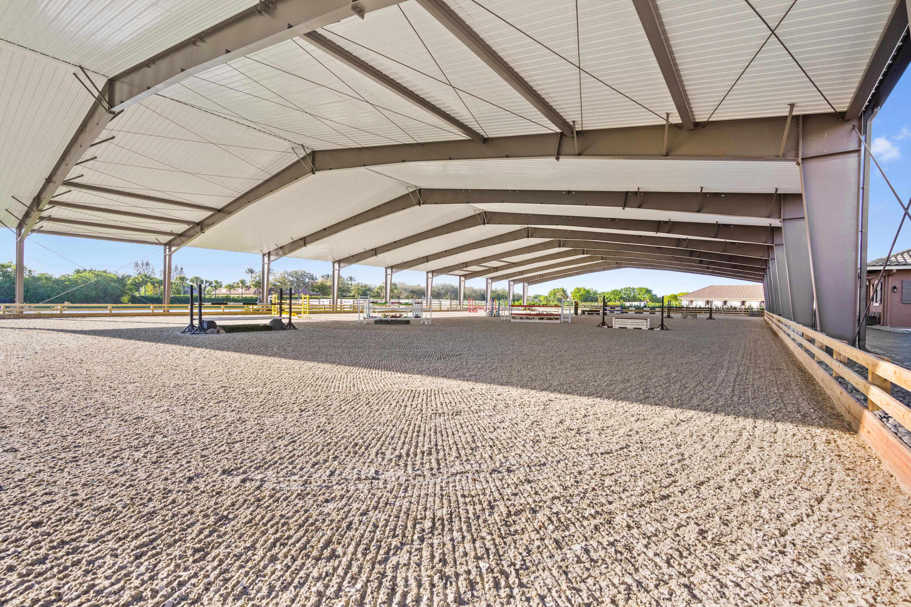 GRAND PRIX FARMS - Residential