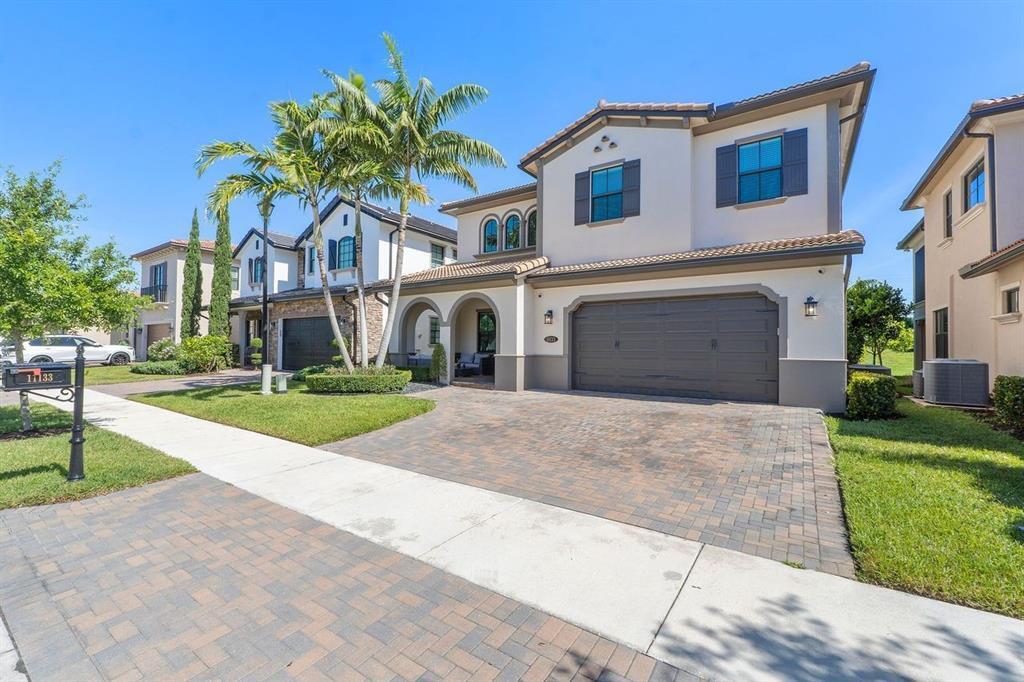 11133 MERIDIAN Drive N