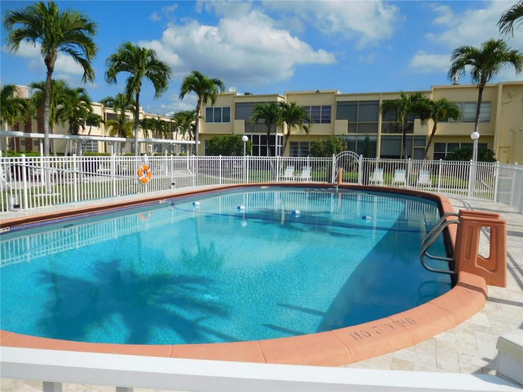 IRVINGTON GARDENS - Residential