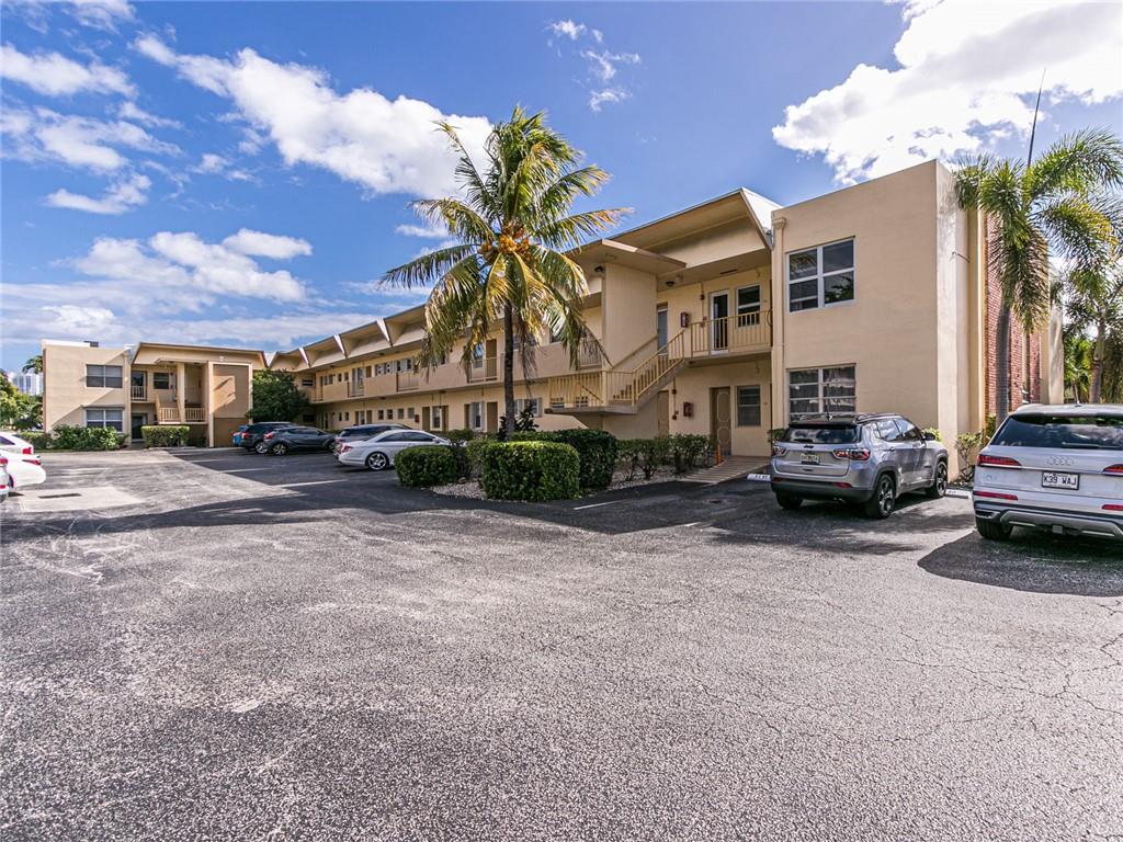 IRVINGTON GARDENS - Residential