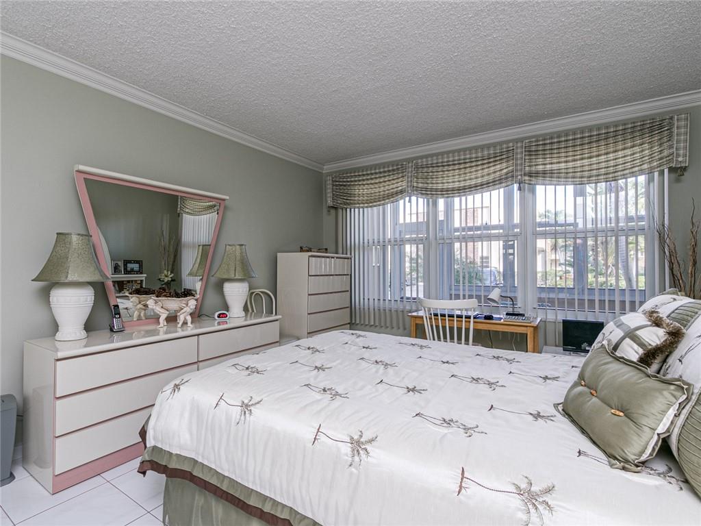 IRVINGTON GARDENS - Residential