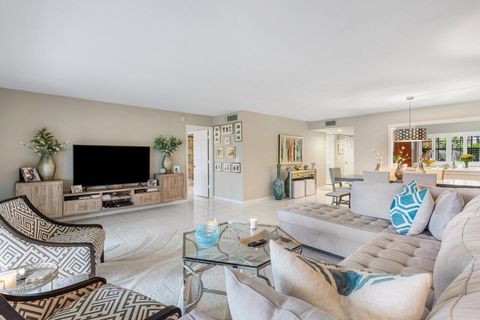 Tiny photo for 6368 Aspen Glen Circle, Boynton Beach, FL 33437 (MLS # B26054192)