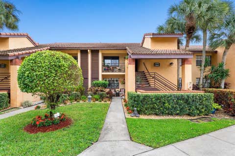 Tiny photo for 6368 Aspen Glen Circle, Boynton Beach, FL 33437 (MLS # B26054192)