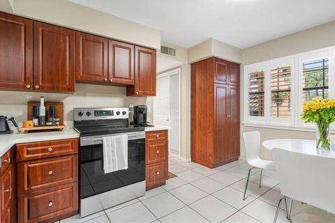 Tiny photo for 6368 Aspen Glen Circle, Boynton Beach, FL 33437 (MLS # B26054192)