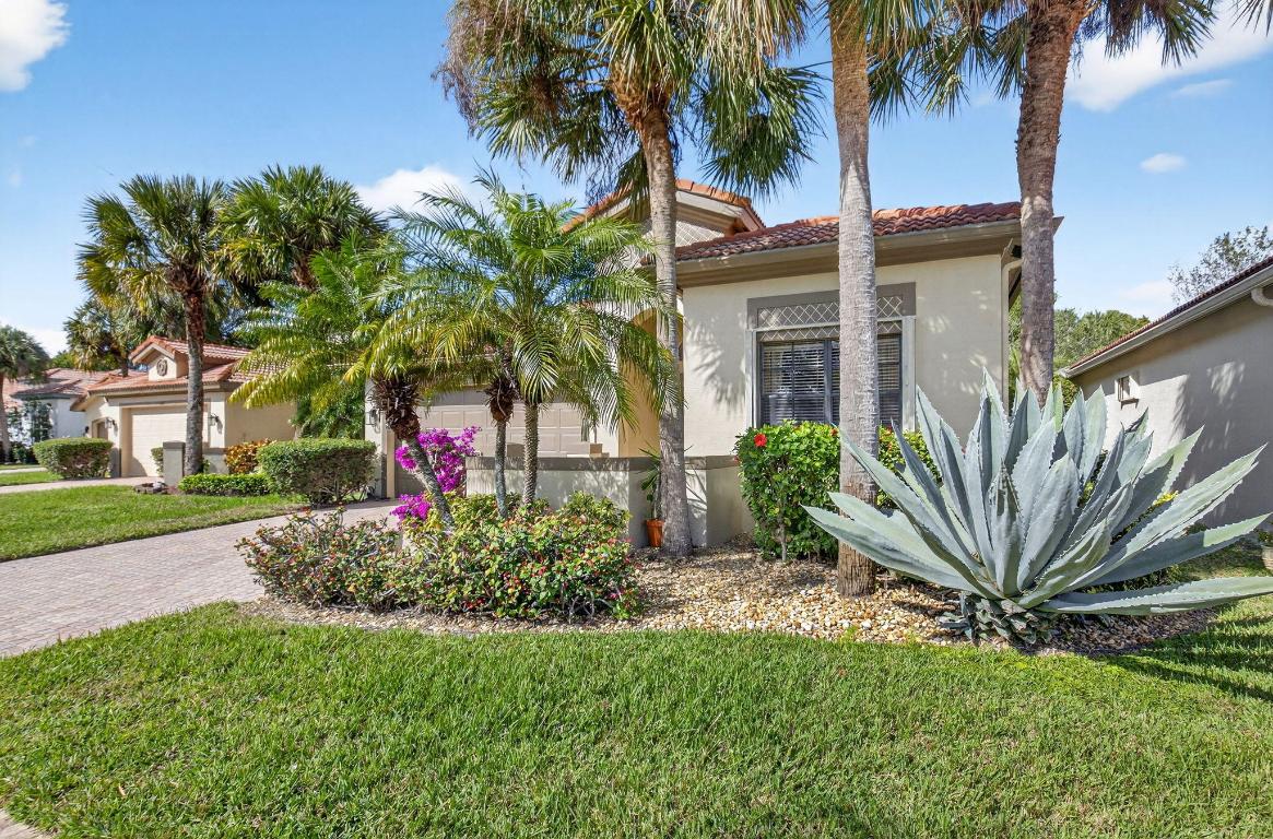 9804 Isles Cay Drive