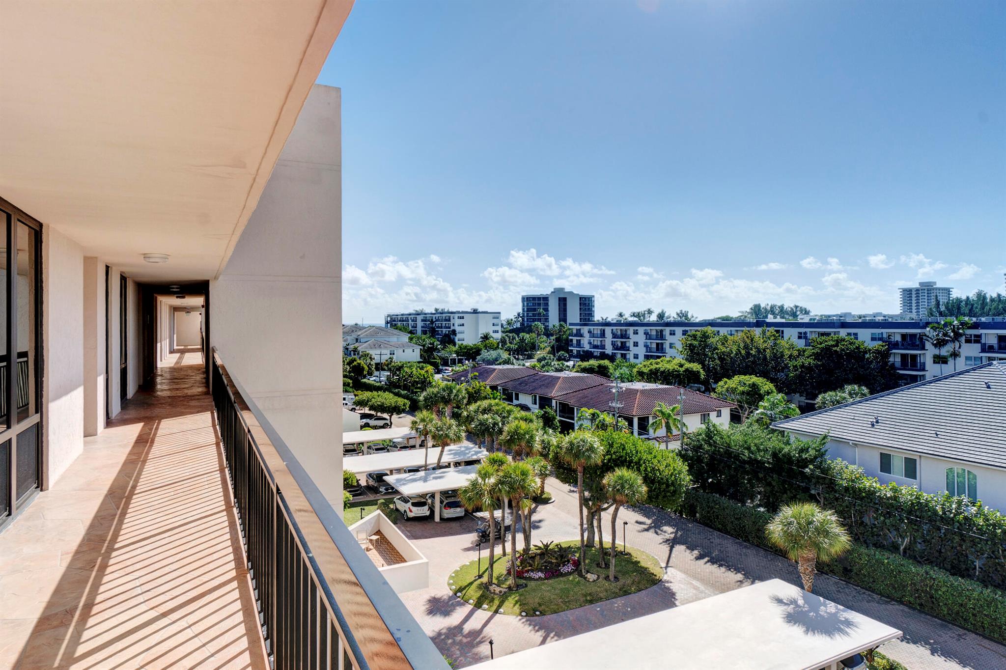 YACHT & RACQUET CLUB OF B - Residential