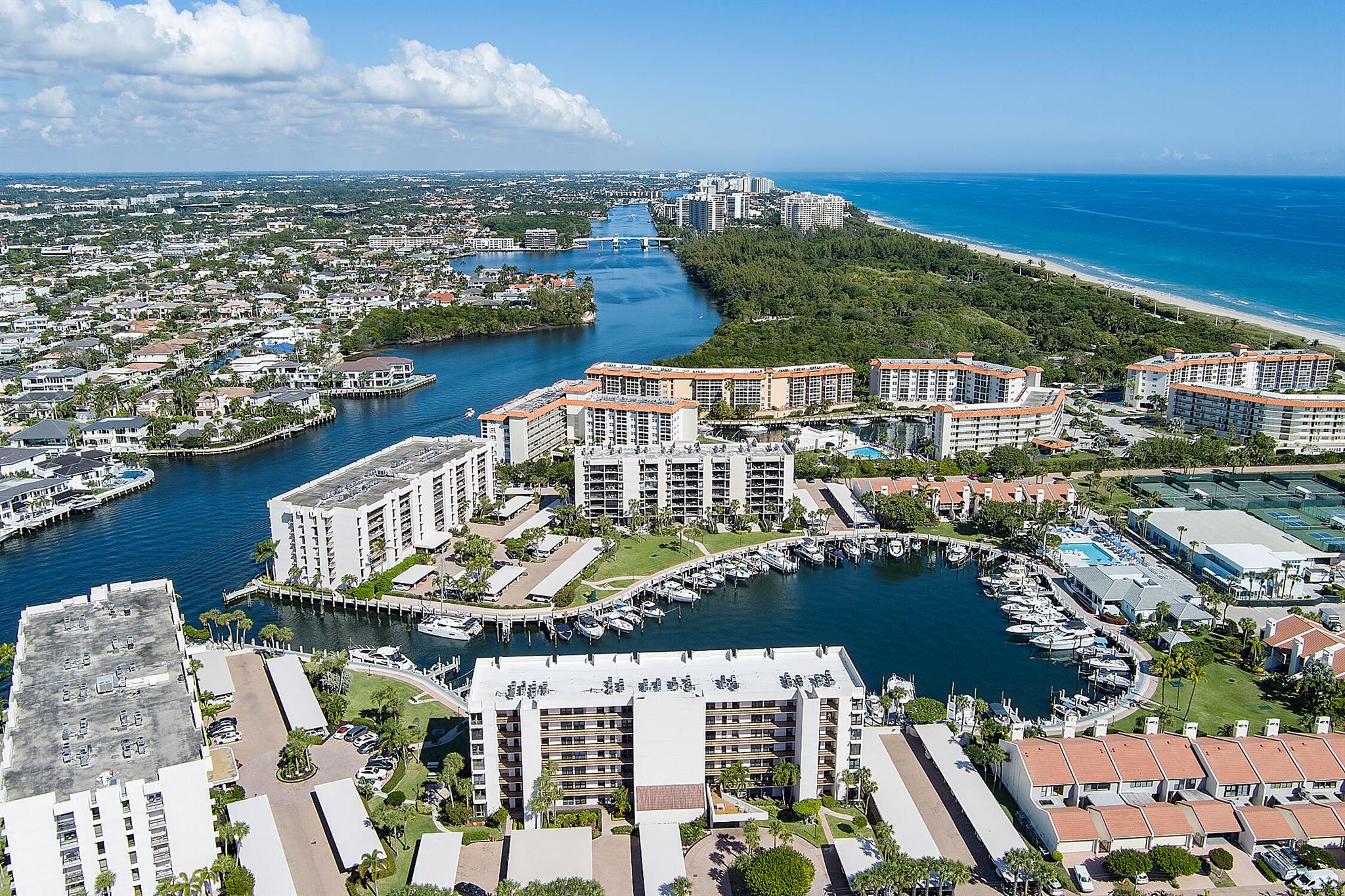 YACHT & RACQUET CLUB OF B - Residential