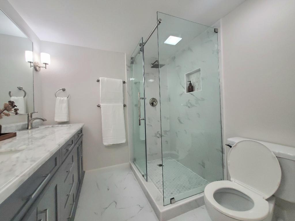 VILLAGE OF SANDALWOOD LAKES 1 - Residential