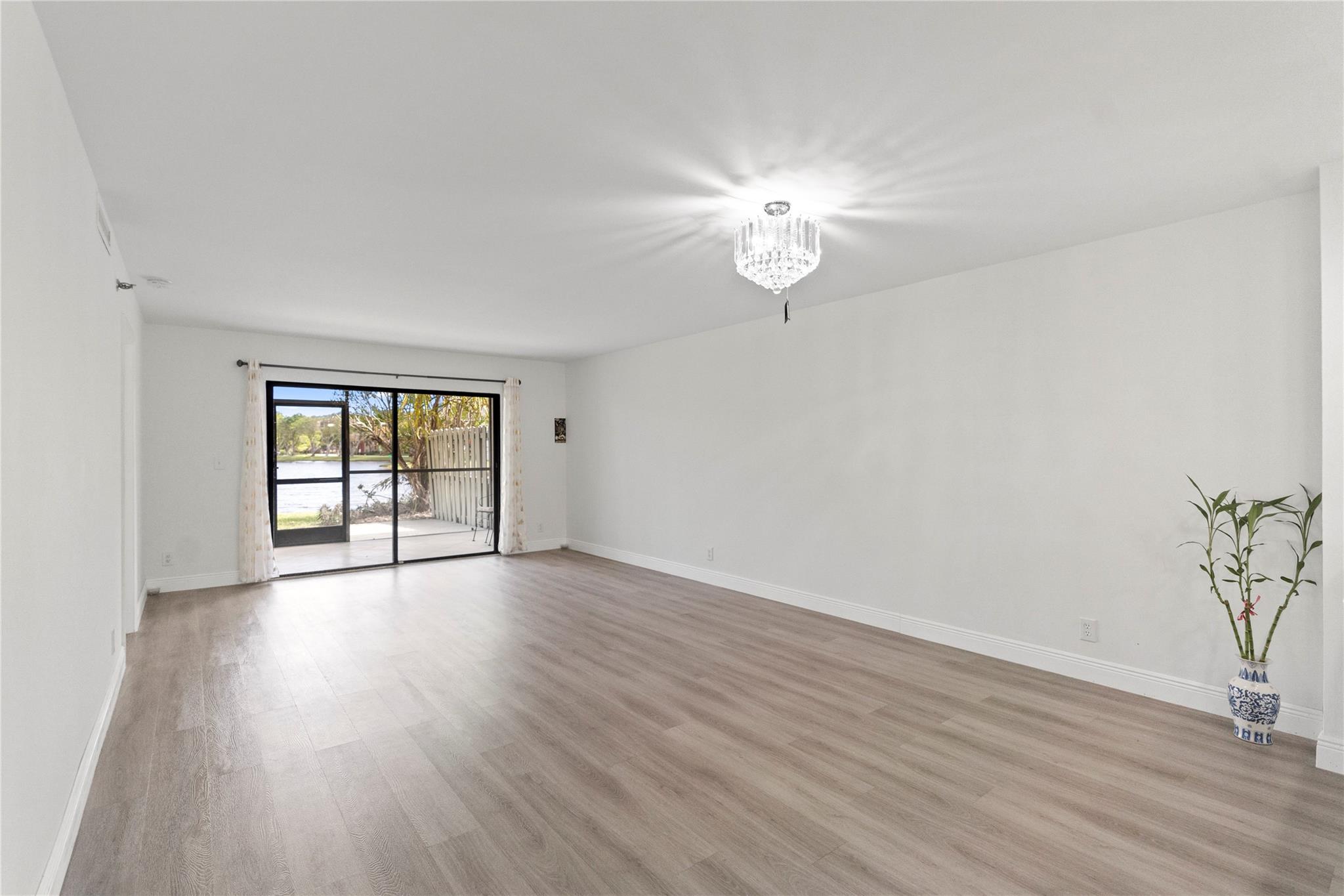 CYPRESS BEND CONDOMINIUM - Residential