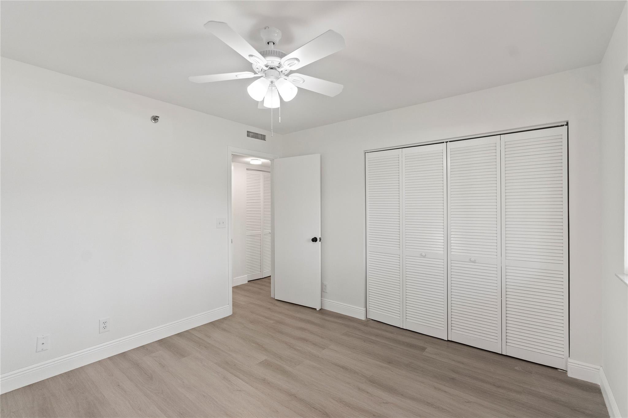 CYPRESS BEND CONDOMINIUM - Residential