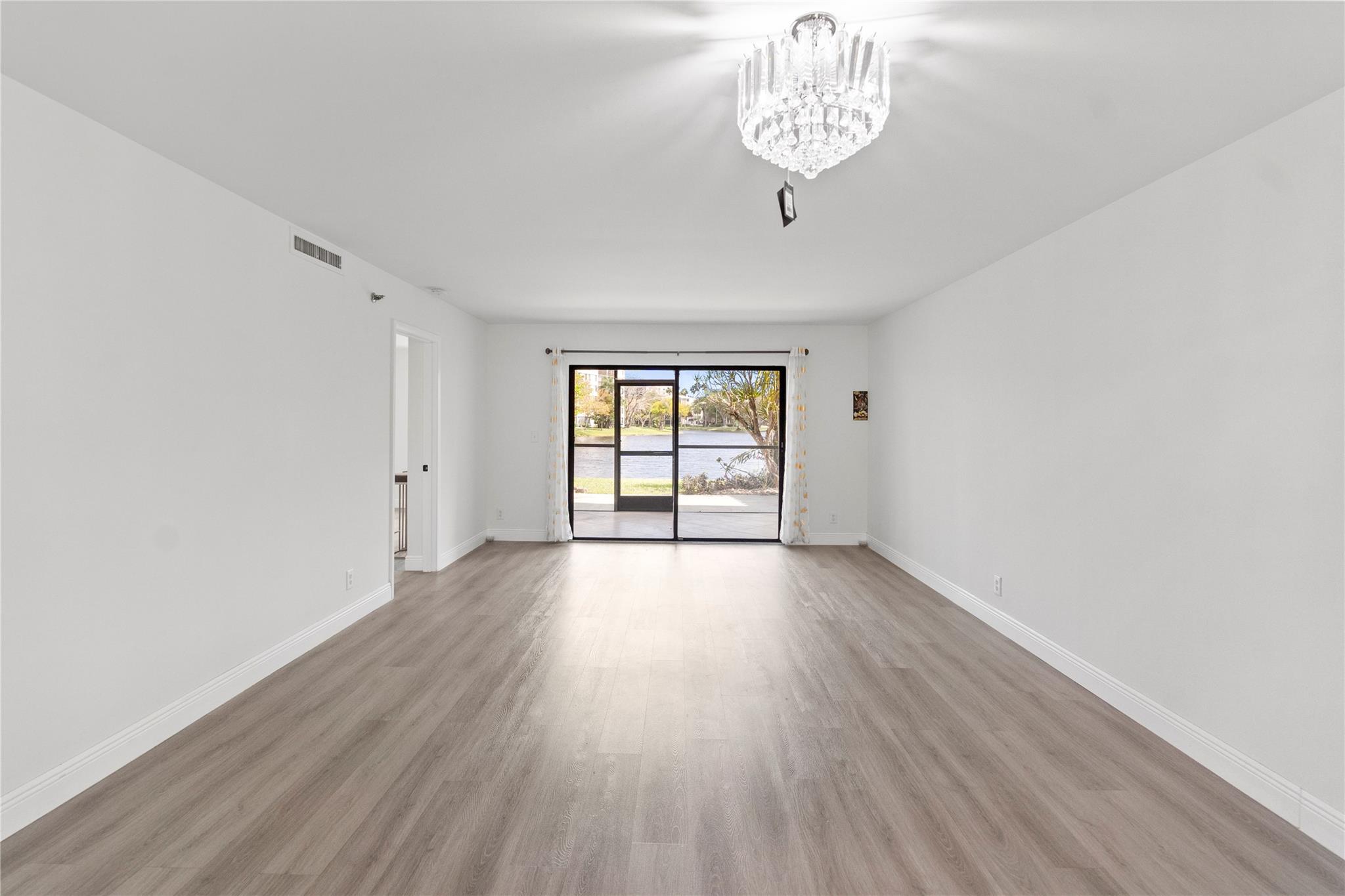 CYPRESS BEND CONDOMINIUM - Residential