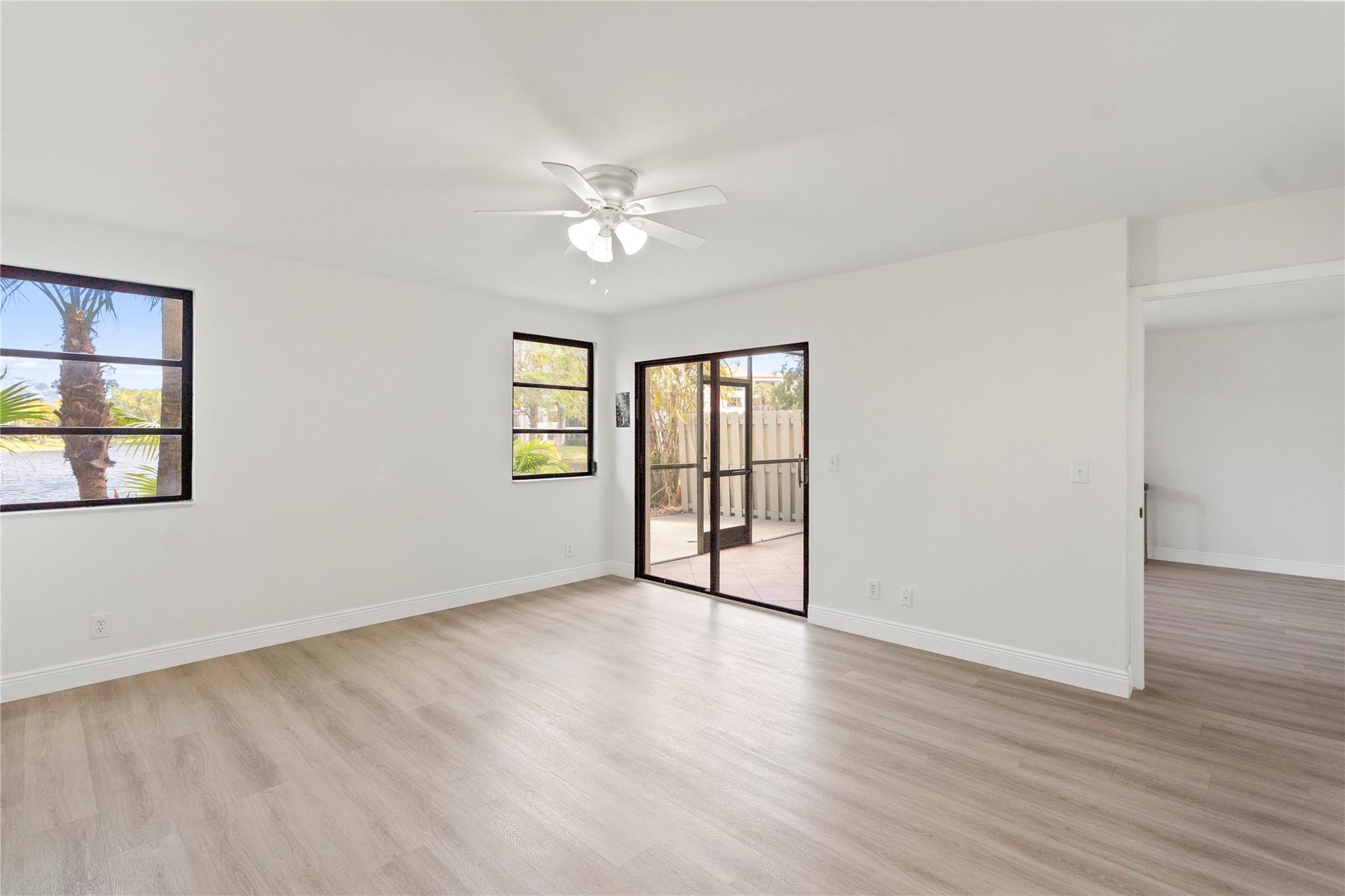 CYPRESS BEND CONDOMINIUM - Residential