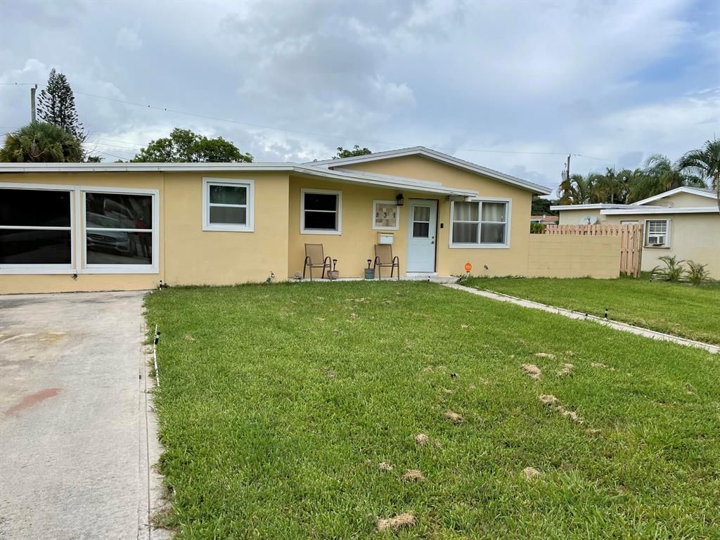 Photo of 831 Laurel Drive Dr, Lake Park, FL 33403 (MLS # R10731080)