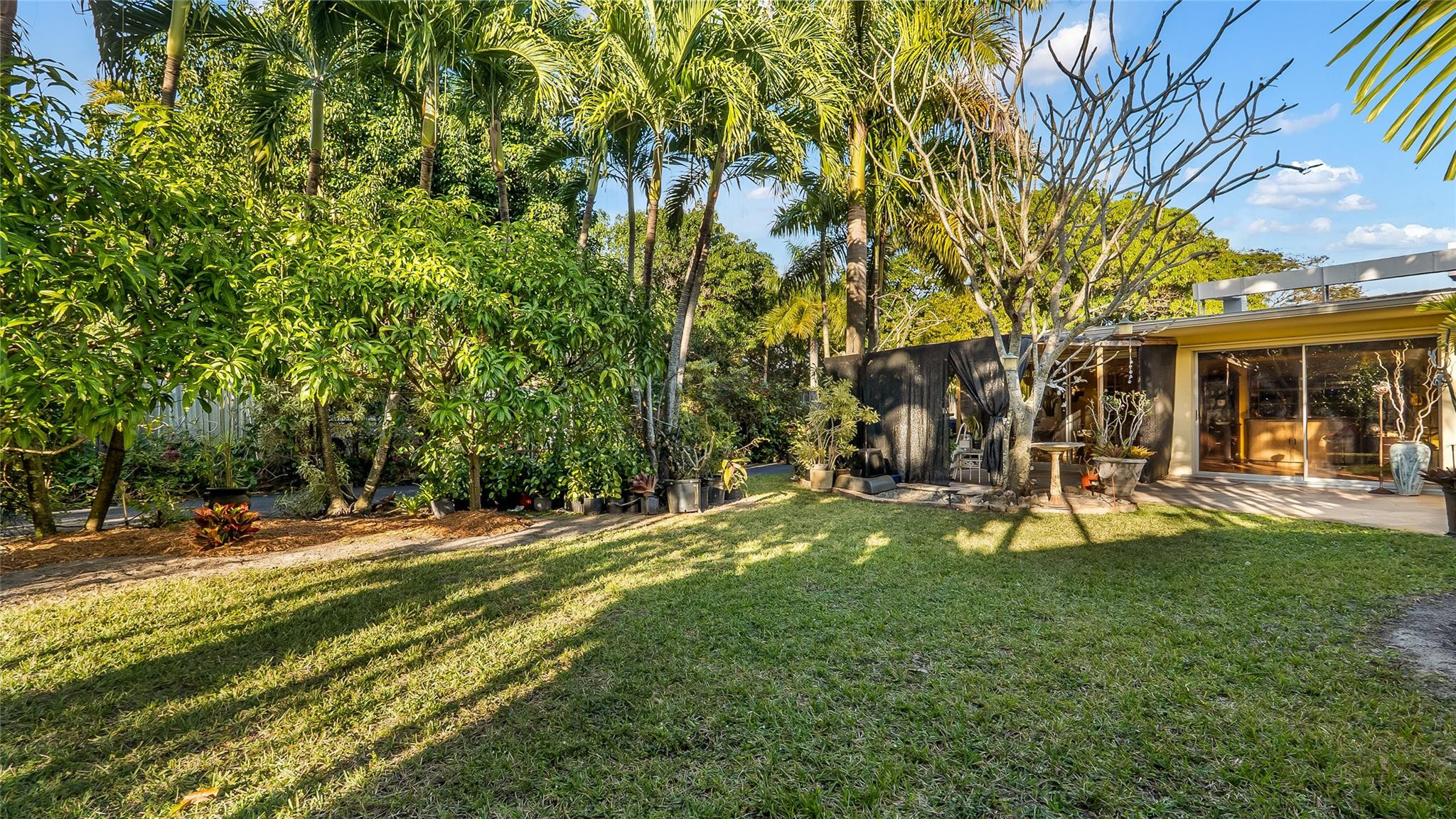 Biscayne Gardens Sec H Pt - Residential