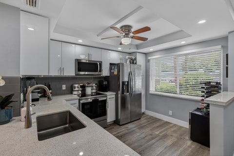 Tiny photo for 3004 Portofino Isle #M1, Coconut Creek, FL 33066 (MLS # B26034957)