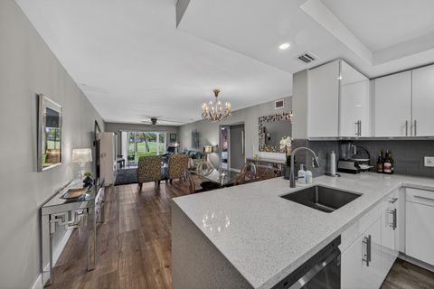 Tiny photo for 3004 Portofino Isle #M1, Coconut Creek, FL 33066 (MLS # B26034957)