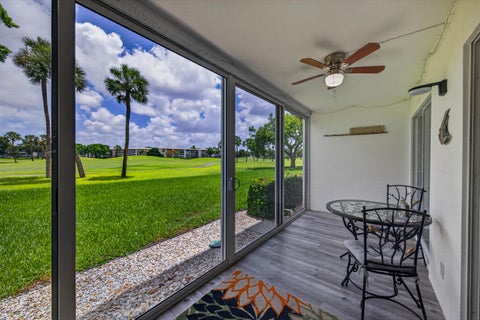 Tiny photo for 3004 Portofino Isle #M1, Coconut Creek, FL 33066 (MLS # B26034957)
