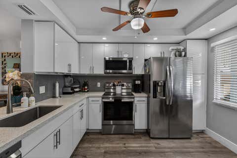 Tiny photo for 3004 Portofino Isle #M1, Coconut Creek, FL 33066 (MLS # B26034957)