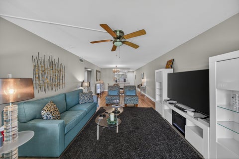 Tiny photo for 3004 Portofino Isle #M1, Coconut Creek, FL 33066 (MLS # B26034957)