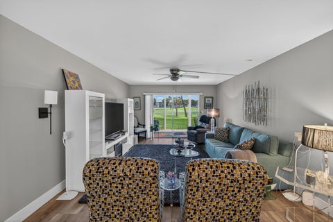 Tiny photo for 3004 Portofino Isle #M1, Coconut Creek, FL 33066 (MLS # B26034957)
