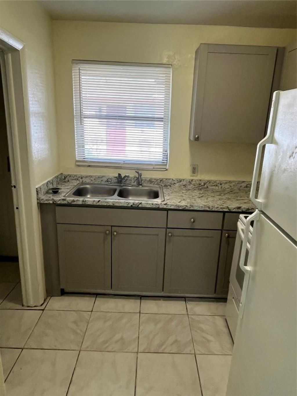 Photo of 380 SW 27th Terrace, Fort Lauderdale, FL 33312 (MLS # F10546635)