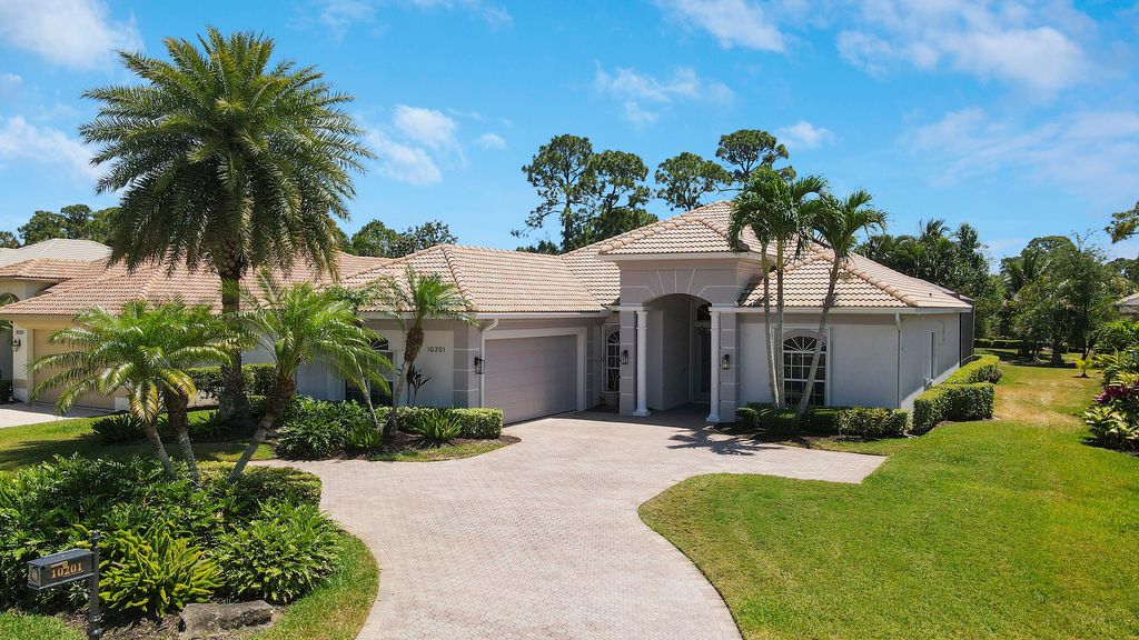Photo of 10201 Crosby Place, Port Saint Lucie, FL 34986 (MLS # R10980807)