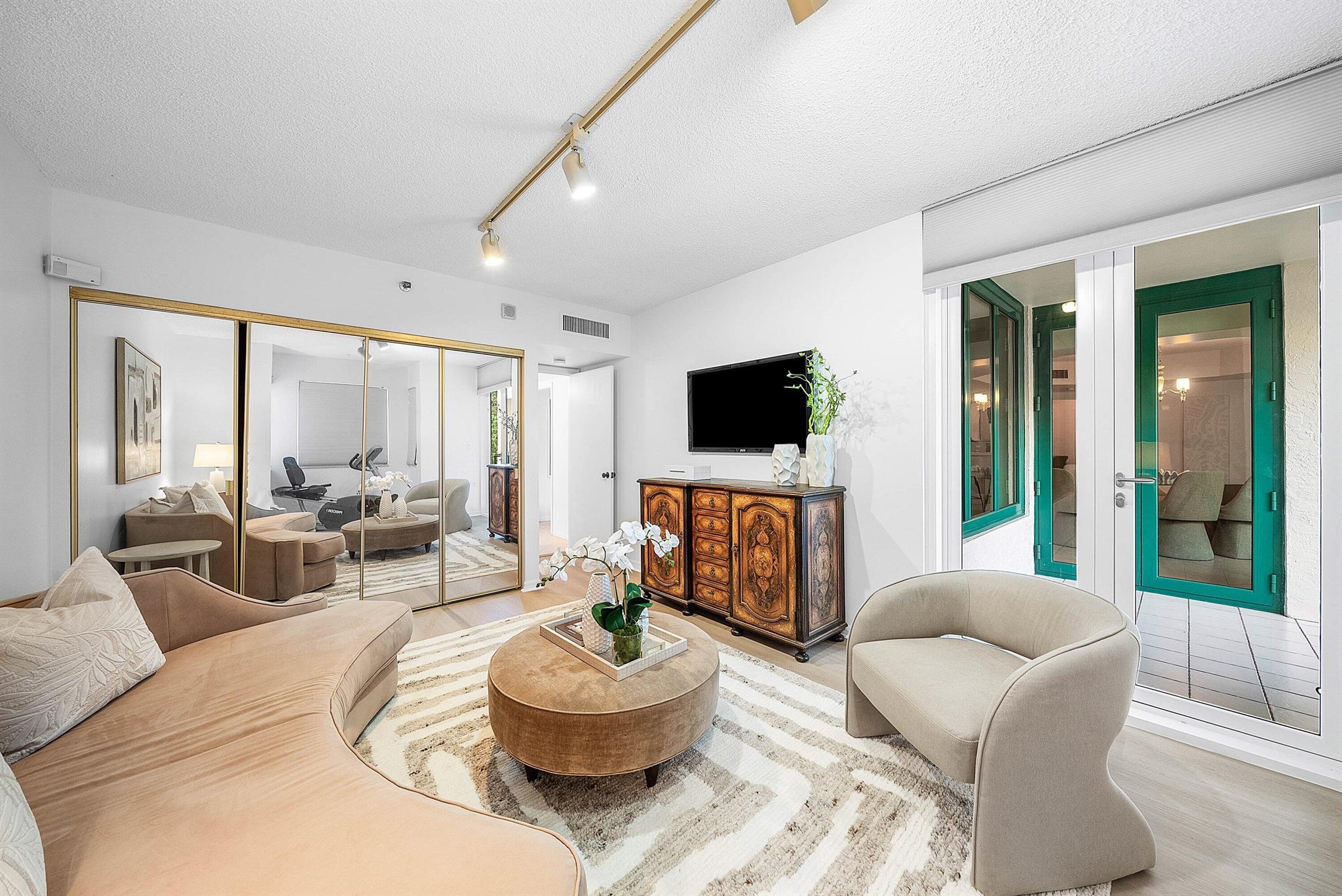 MIZNER COURT CONDO - Residential