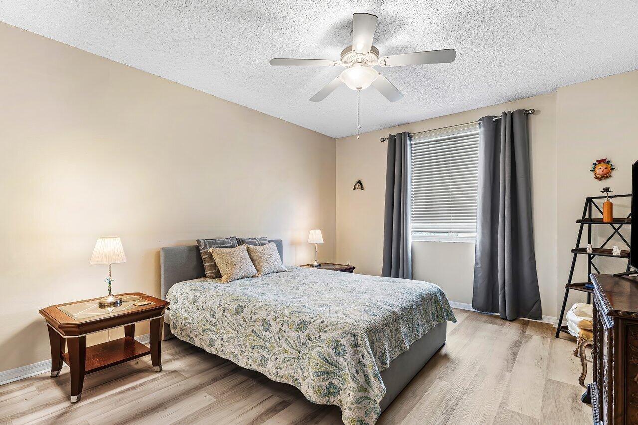 MONTECITO PALM BEACH CONDOMINIUM - Residential Lease