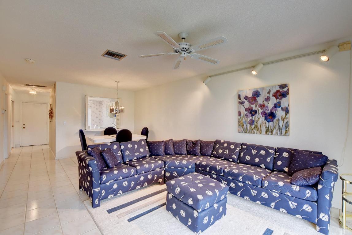 PALM GREENS AT VILLA DEL RAY CONDO II - Residential