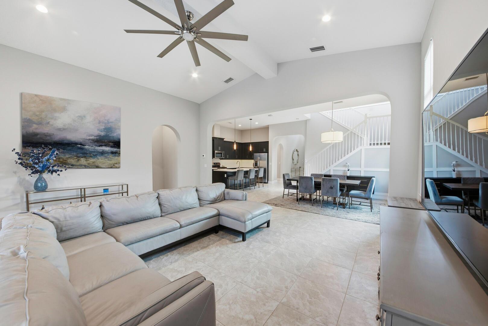 PALM MEADOWS ESTATES - Residential