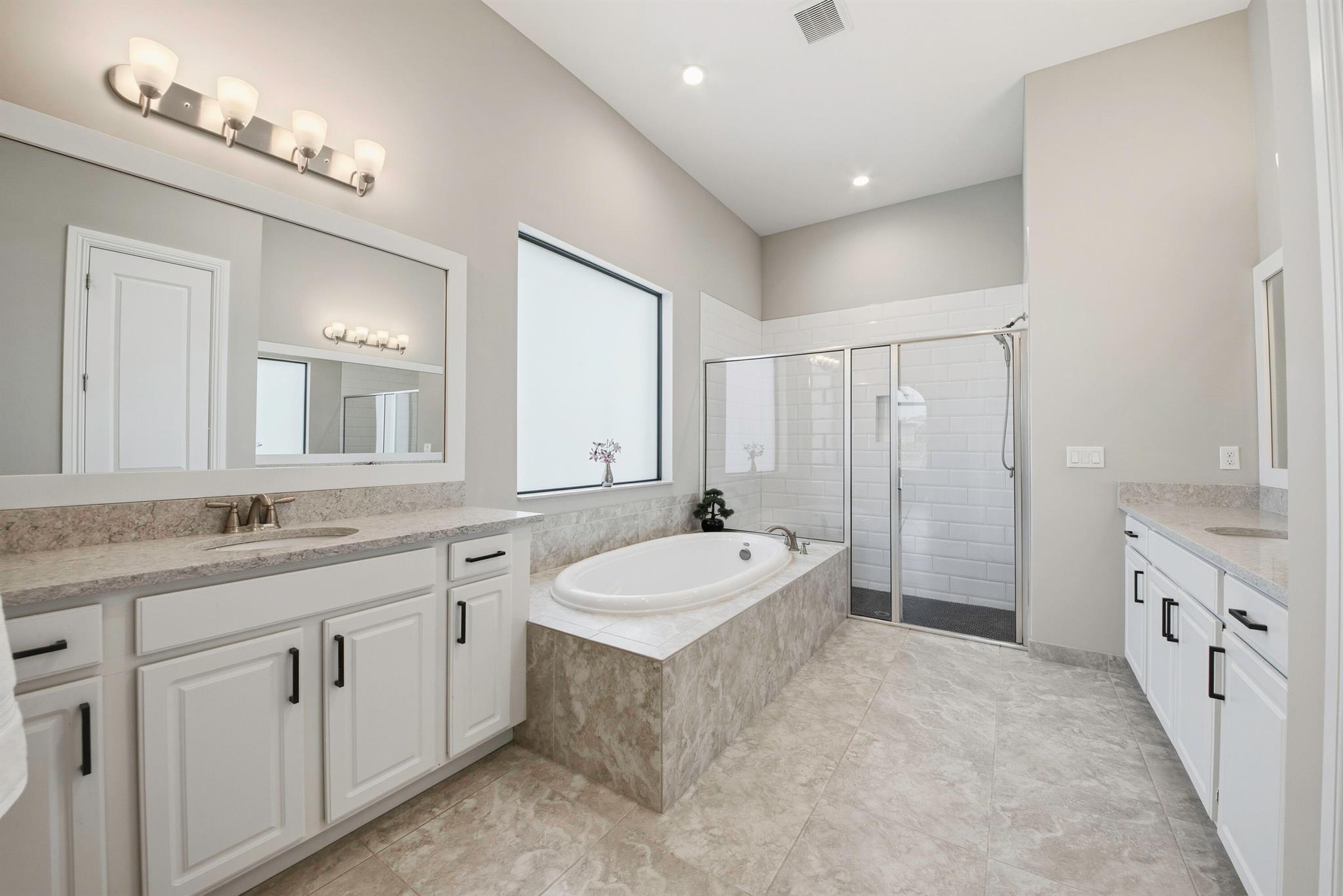 PALM MEADOWS ESTATES - Residential