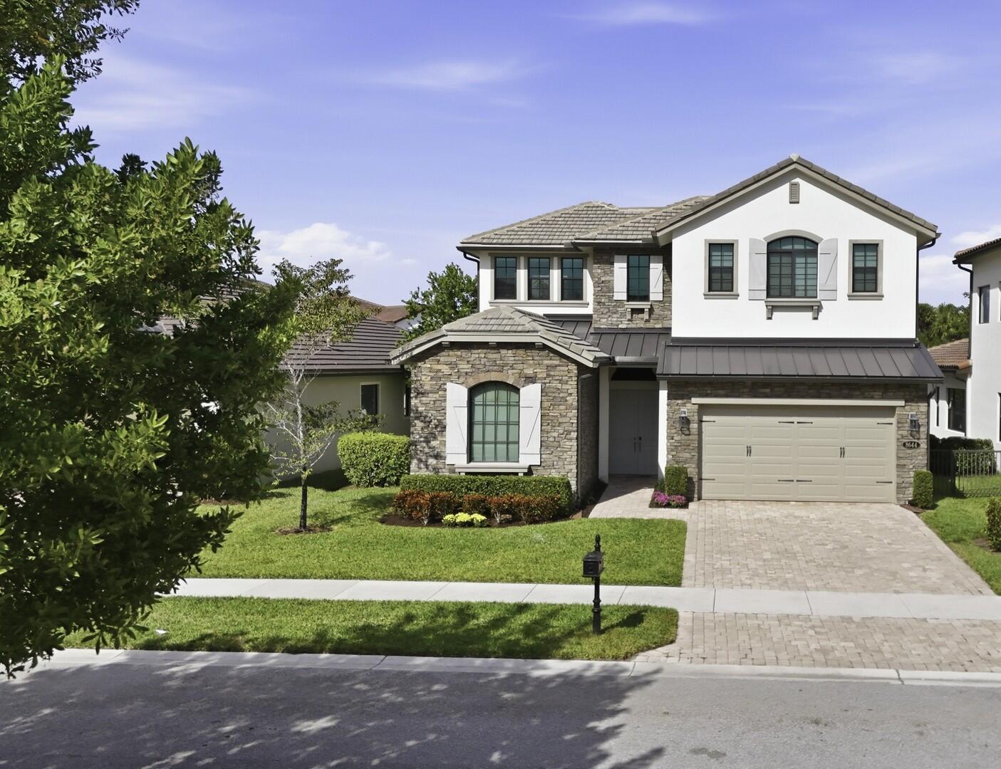 PALM MEADOWS ESTATES - Residential