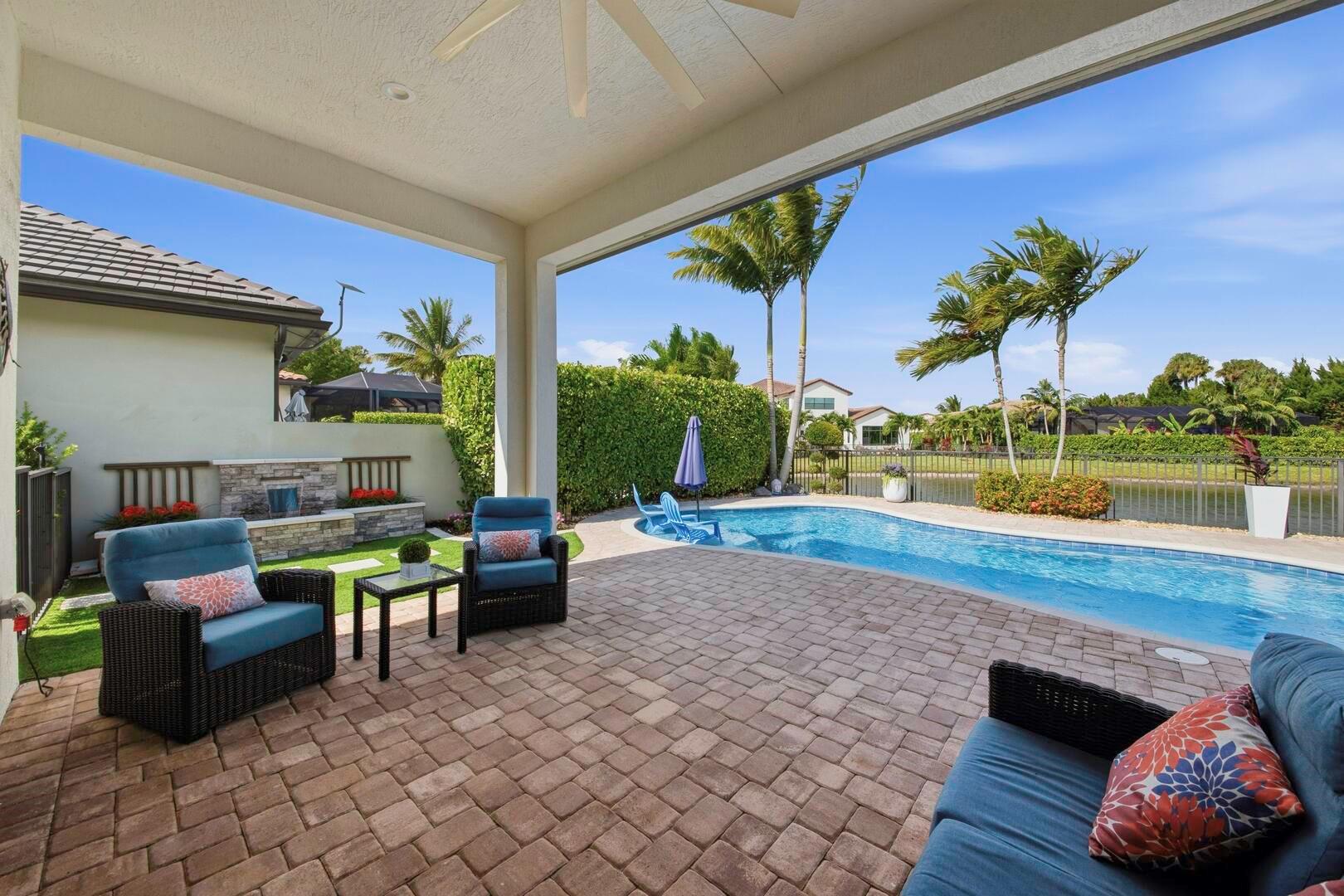 PALM MEADOWS ESTATES - Residential